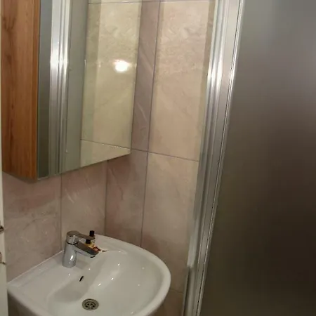 Irbec & Aparthotel *